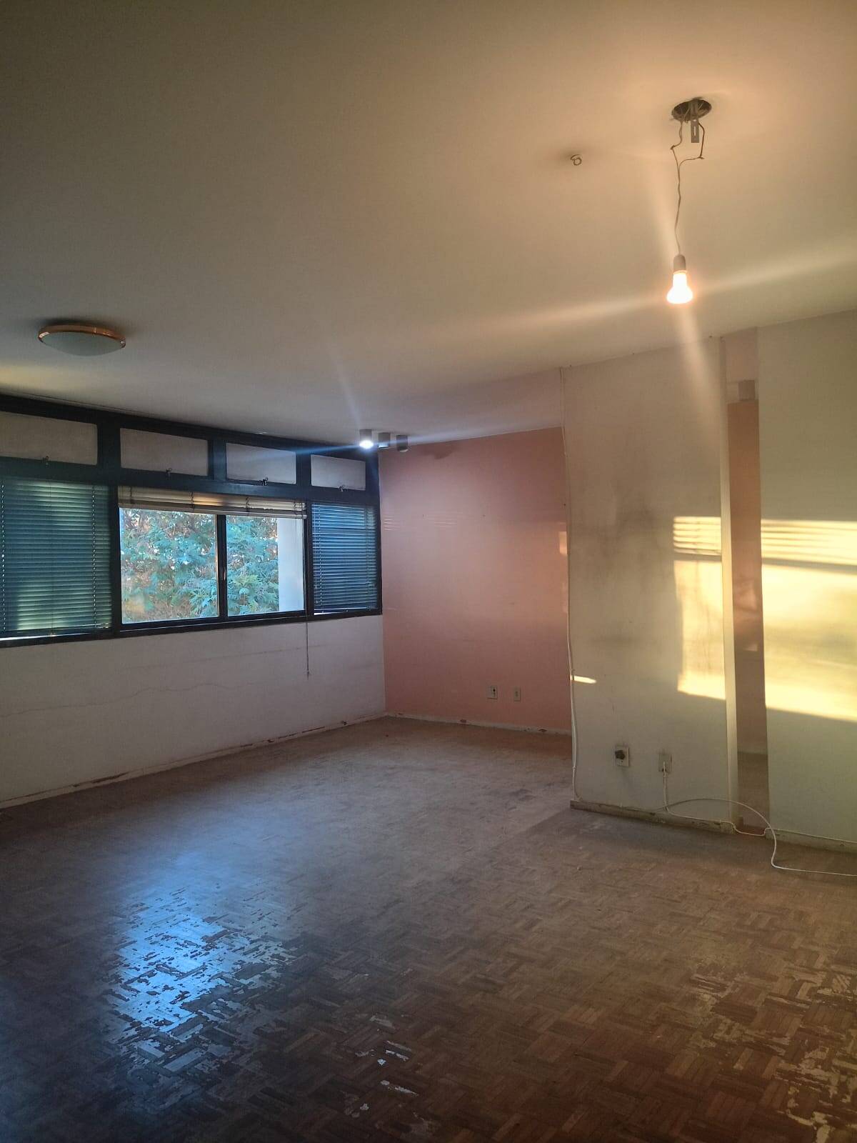 Apartamento à venda com 3 quartos, 158m² - Foto 1