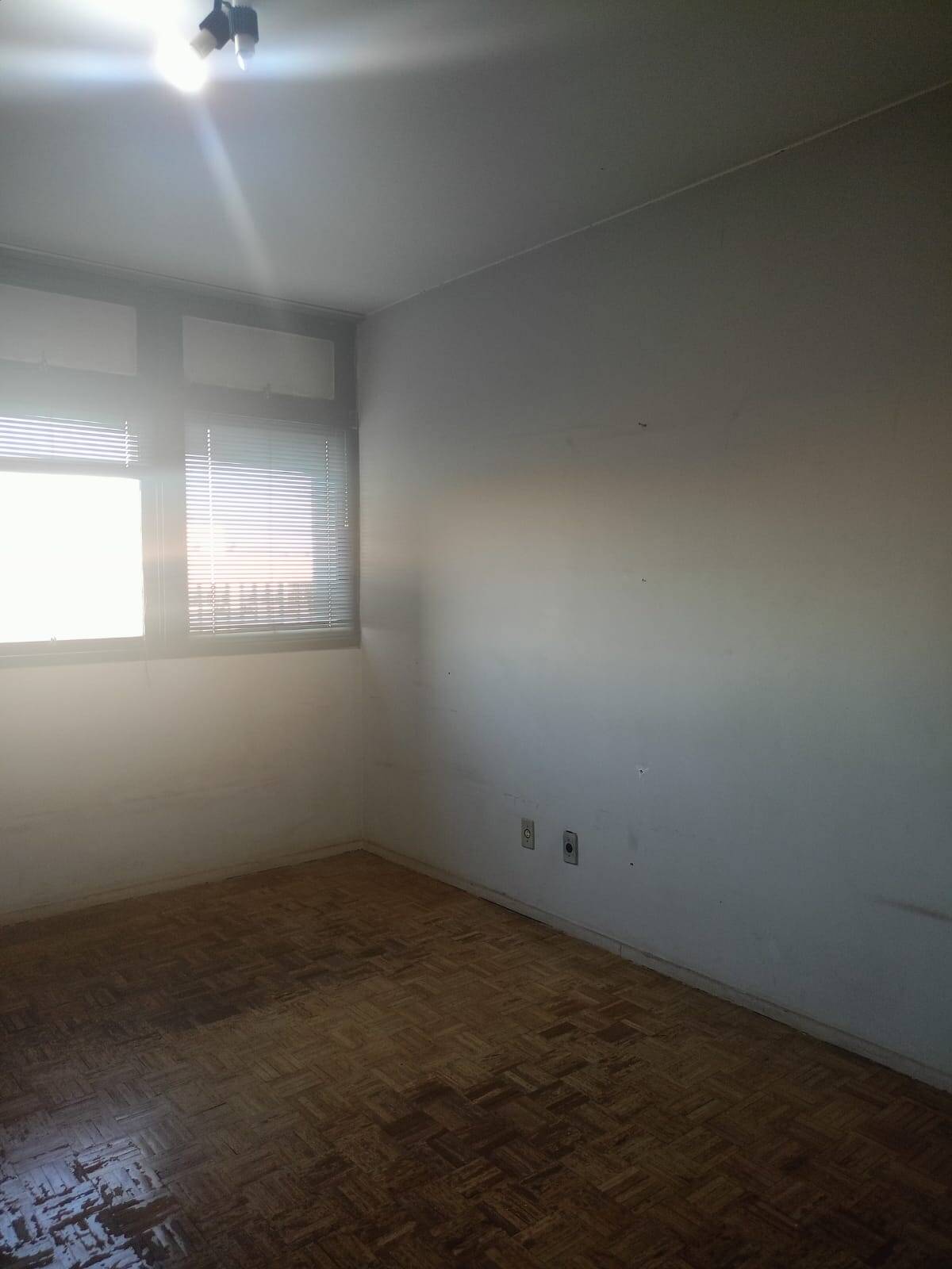 Apartamento à venda com 3 quartos, 158m² - Foto 6