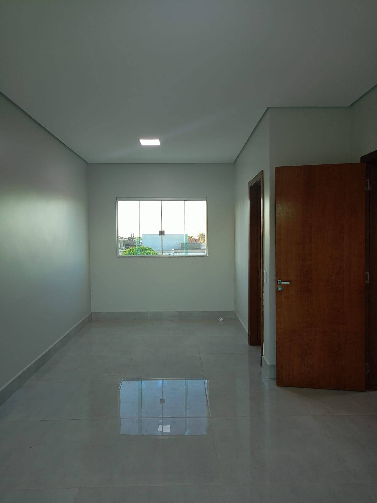 Casa à venda com 4 quartos, 220m² - Foto 7