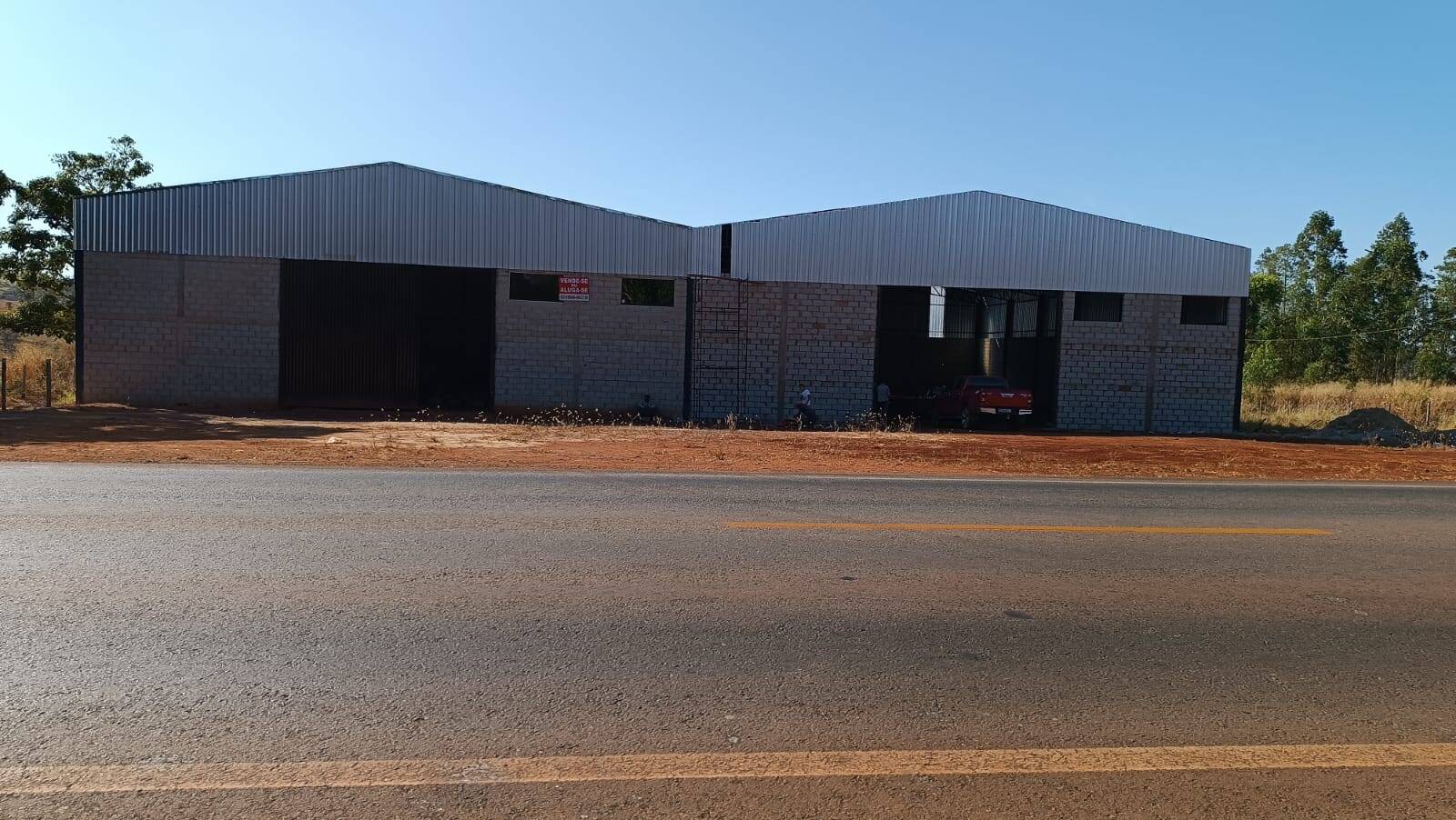 Depósito-Galpão-Armazém à venda e aluguel, 1200m² - Foto 1