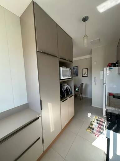 Apartamento à venda com 2 quartos, 52m² - Foto 15