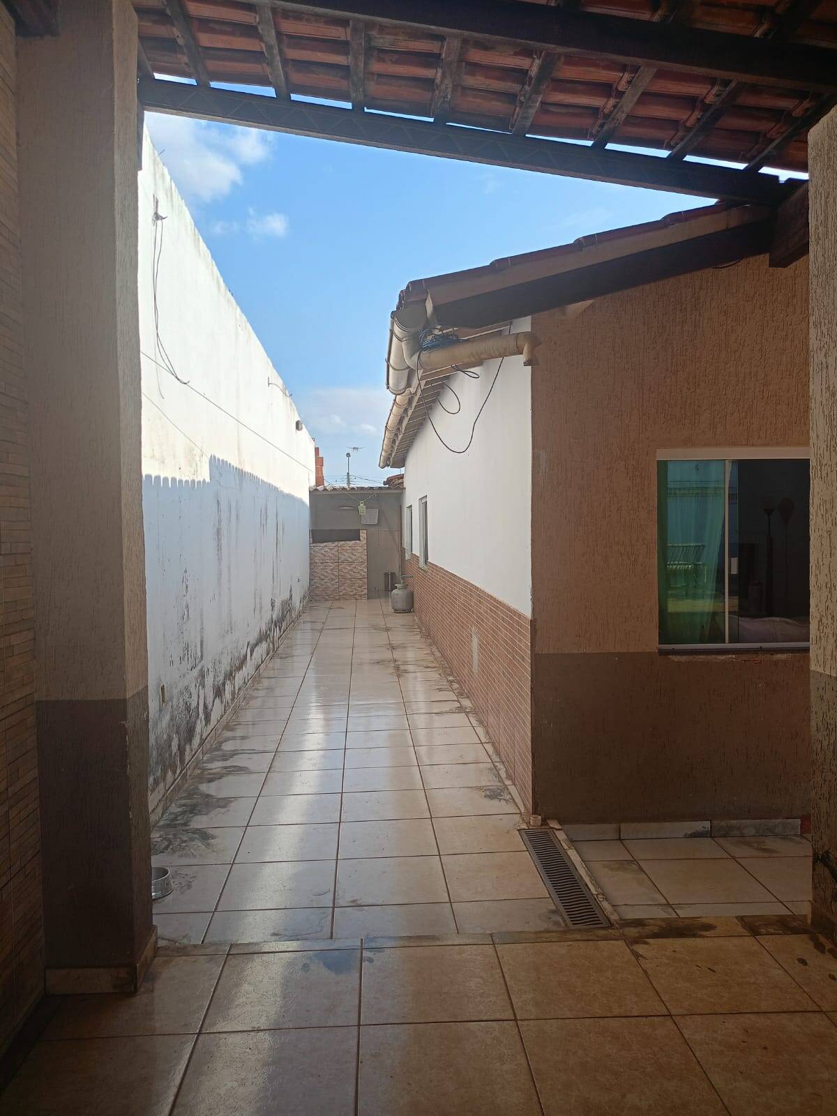 Casa à venda com 3 quartos, 500m² - Foto 4