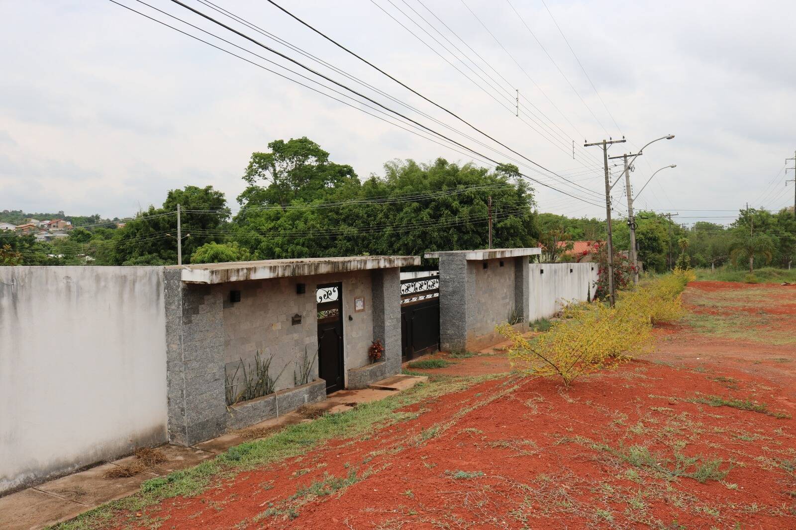 Casa à venda com 6 quartos, 230m² - Foto 7