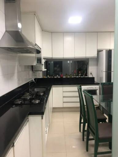 Apartamento à venda com 3 quartos, 122m² - Foto 5