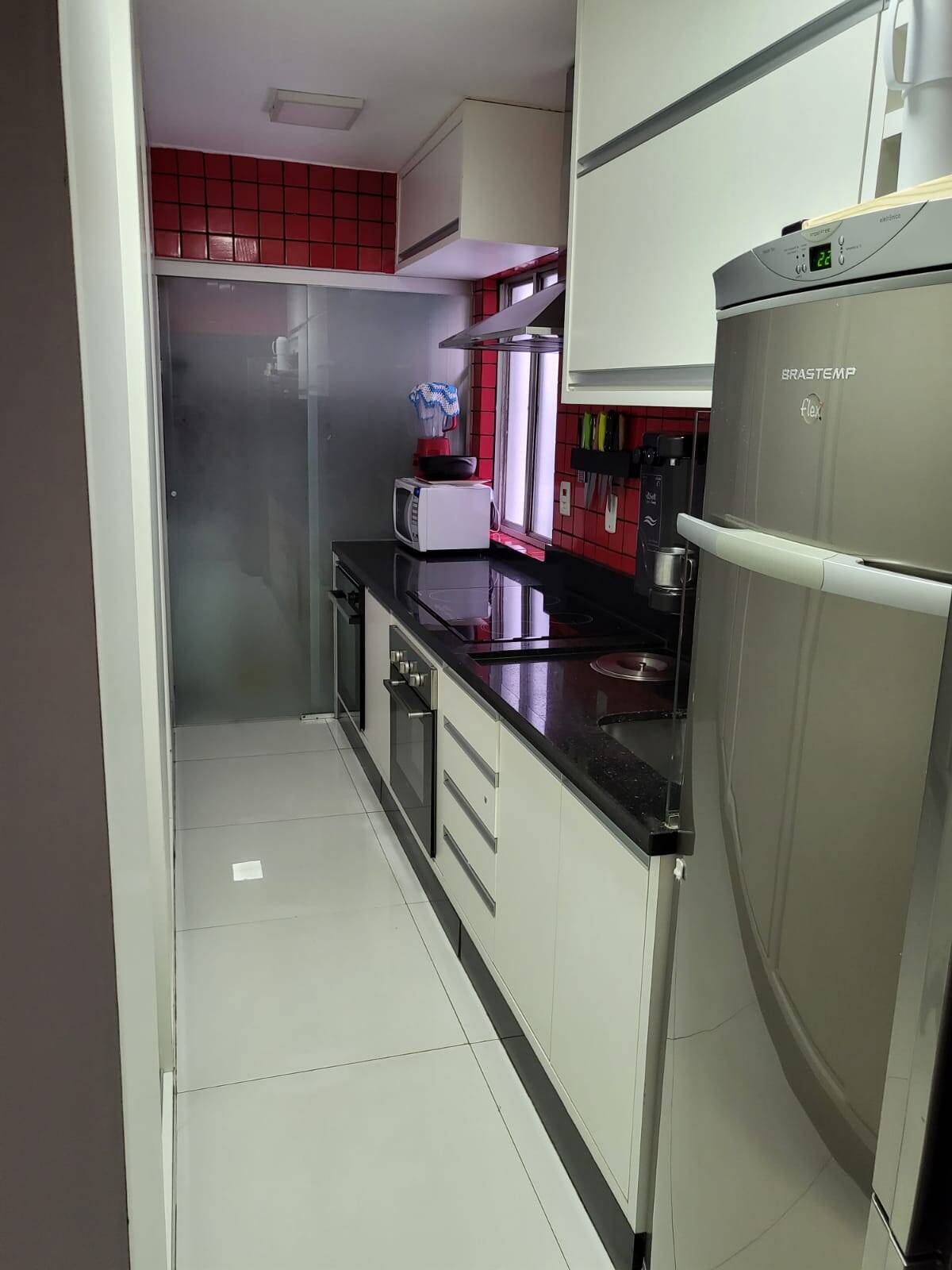 Apartamento à venda com 3 quartos, 81m² - Foto 13