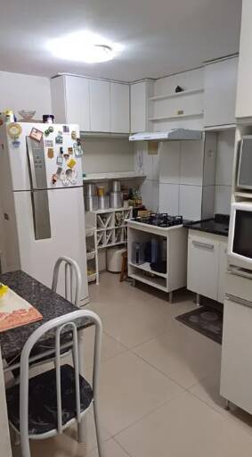 Apartamento à venda com 3 quartos, 95m² - Foto 10